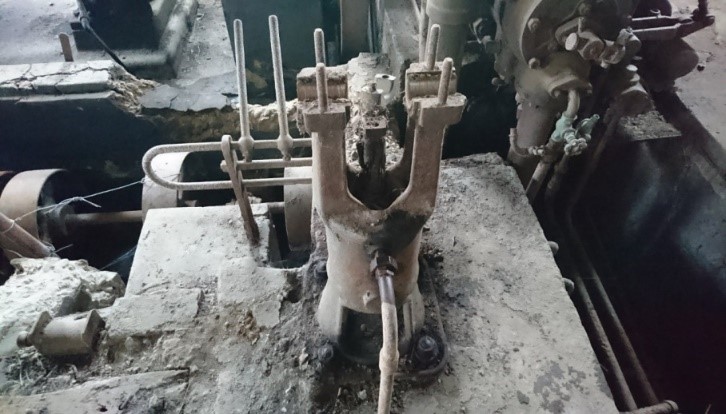 空壓機整理前 2 (移除飛輪)